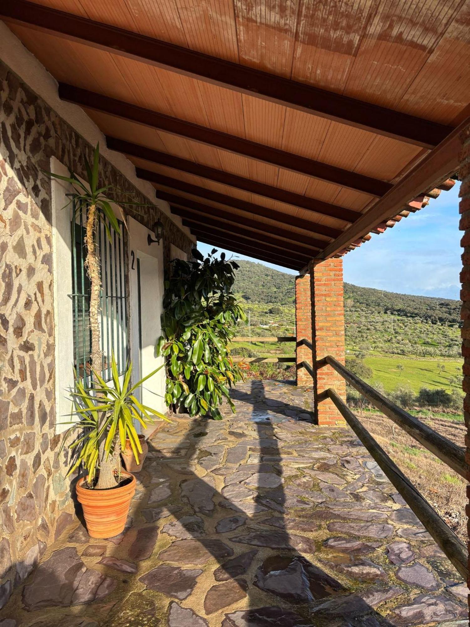 Fuentes de León Casas Rurales Los Llanos מראה חיצוני תמונה
